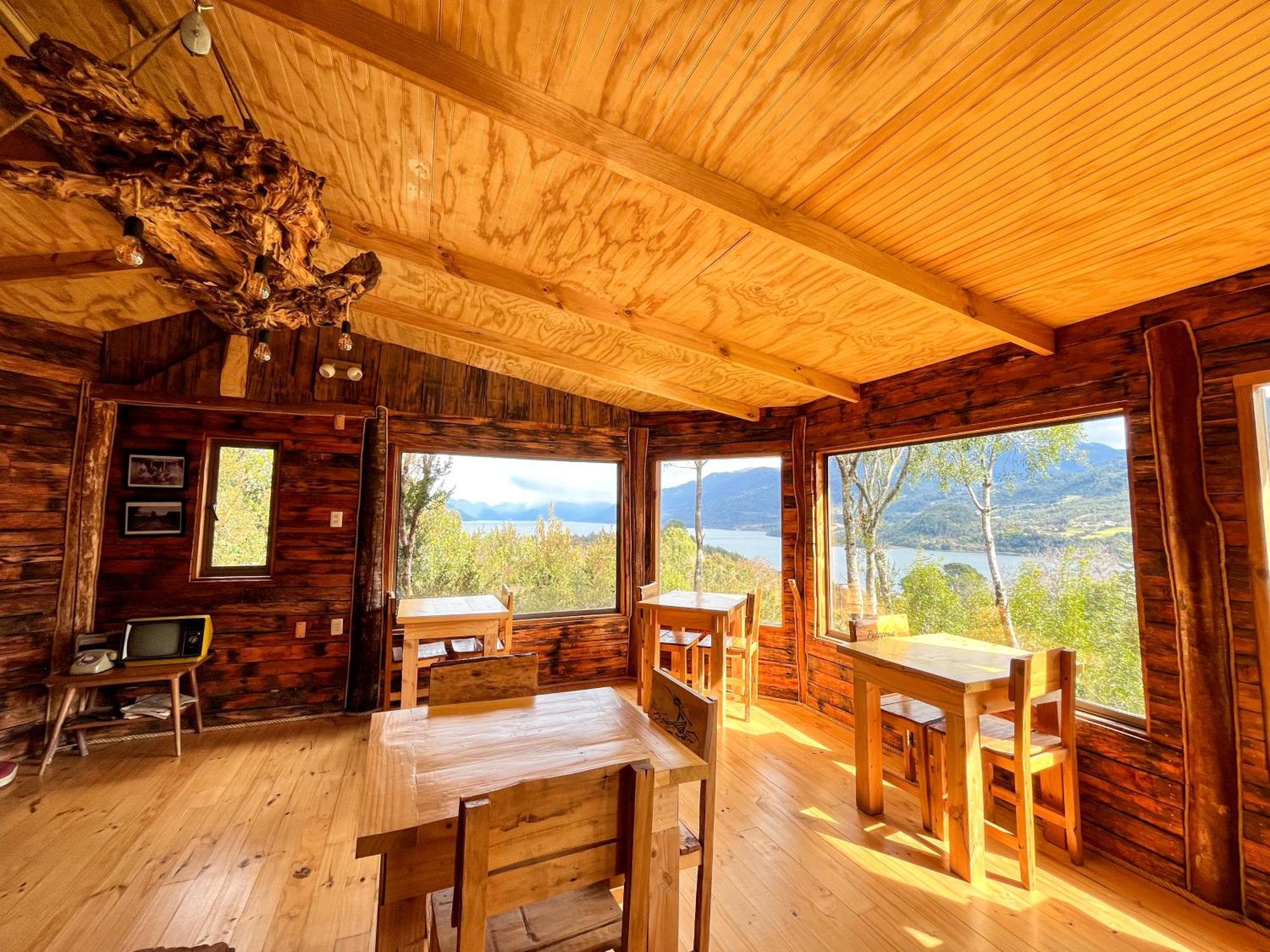 コチャモ Patagonia Nativa Bed & Breakfast エクステリア 写真